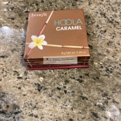 Benefit Cosmetics Hoola Caramel Bronzosító Púder