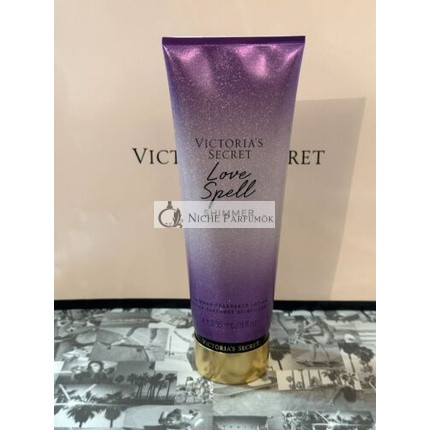 Victoria's Secret Love Spell Csillámló Testápoló 236 ml