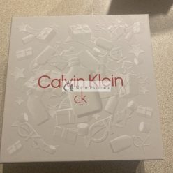   Calvin Klein One 2022 - Ajándékcsomag 50ml Eau De Toilette és 100ml Tusfürdő