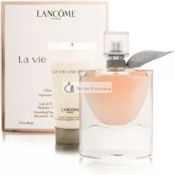   La Vie Est Belle von Lancome Eau De Parfum für Frauen Geschenkset, 50ml