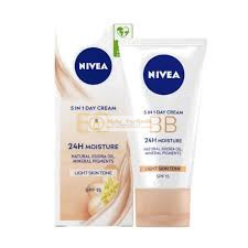 NIVEA CRÈME BB FEUCHTIGKEITSCREME 50ML