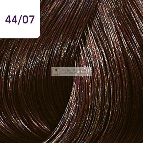 Wella Professionals Color Touch Plus professzionális demi-permanent hajszín 44/07 60 ml