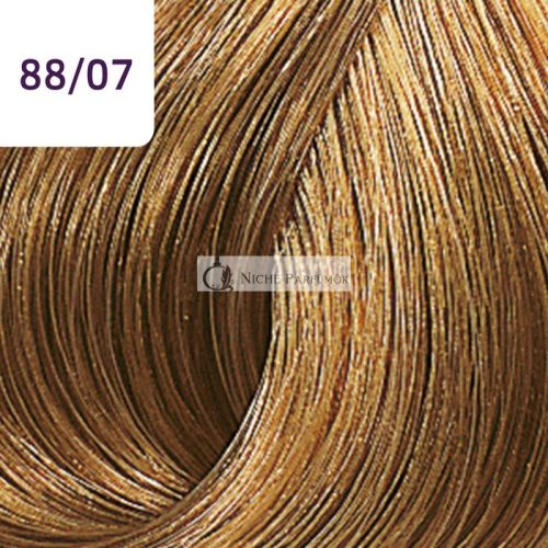 Wella Professionals Color Touch Plus professzionális demi-permanent hajszín 88/07 60 ml