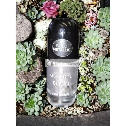 Essence Körömlakk Satin Bold Metallic Chrome 04 Steel Gpt Top Ezüst Színű